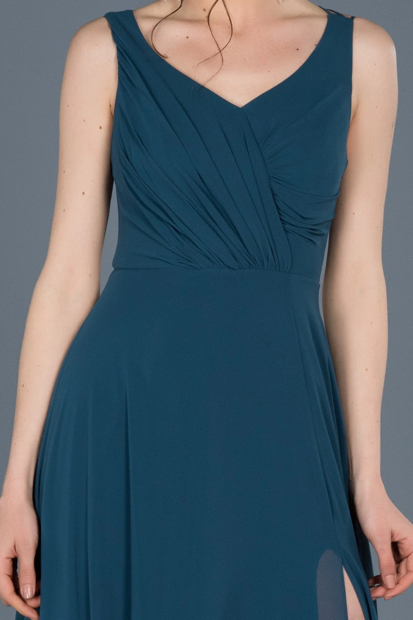 14683 Oil Green Slit Chiffon Dress