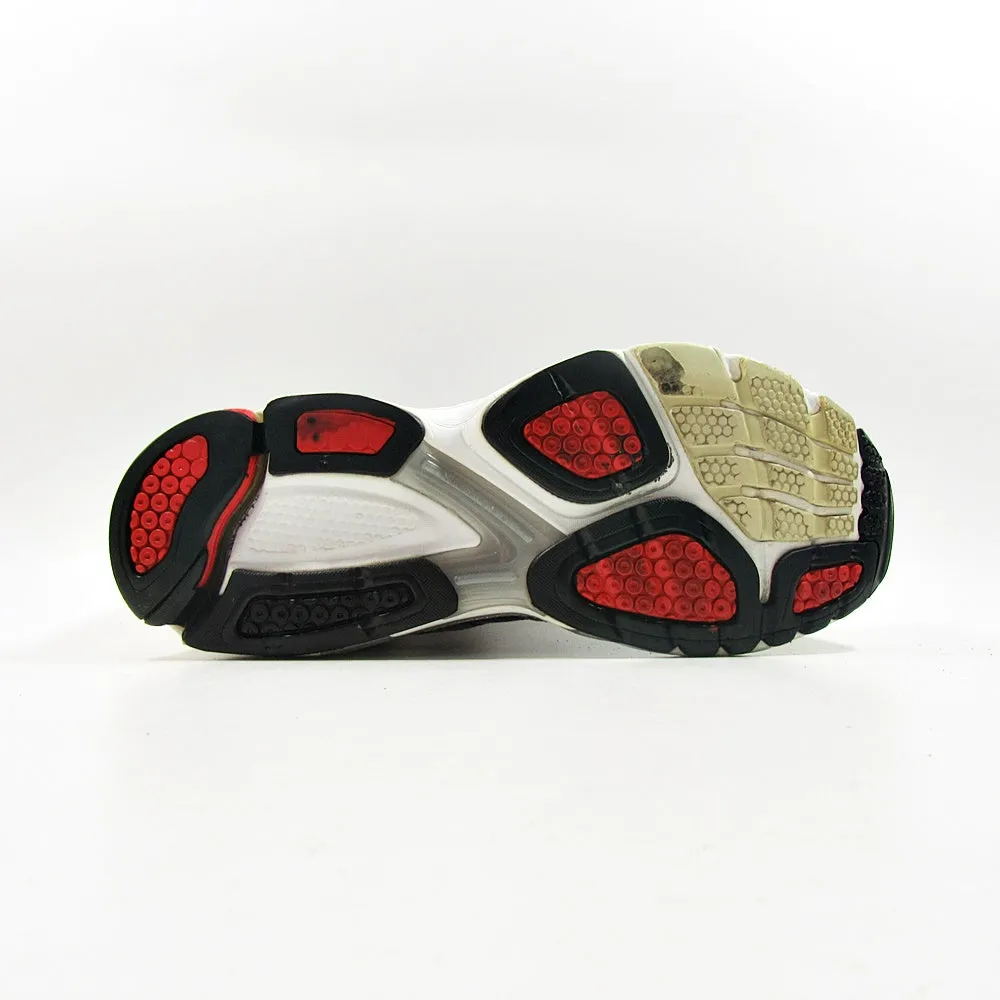 ADIDAS Response Stability 4