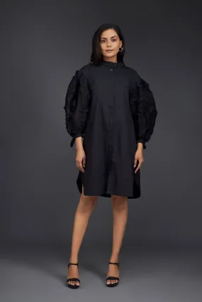 BLACK SHIRT DRESS  WITH PLEATED FRILL DETAILING ON SLEEVES