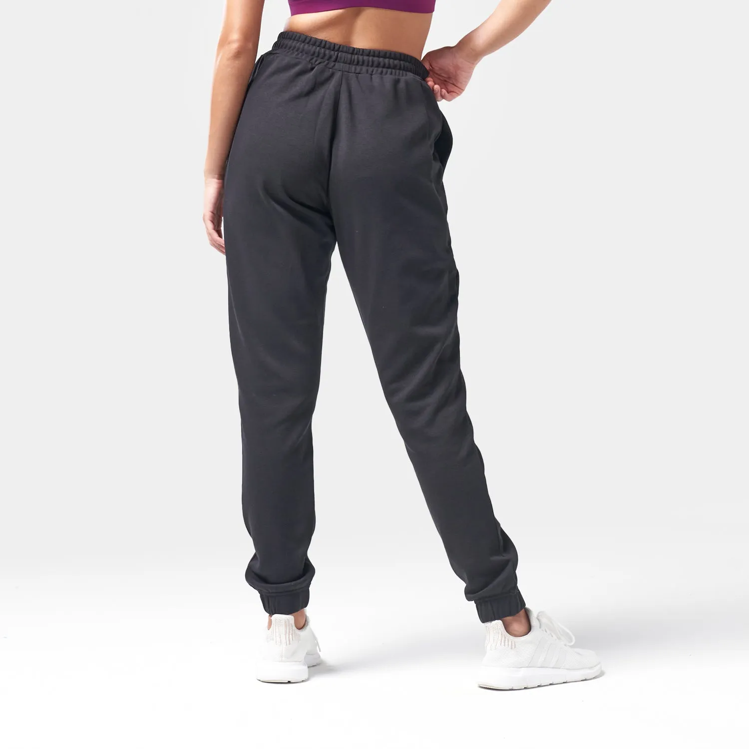 Essential Joggers - Black