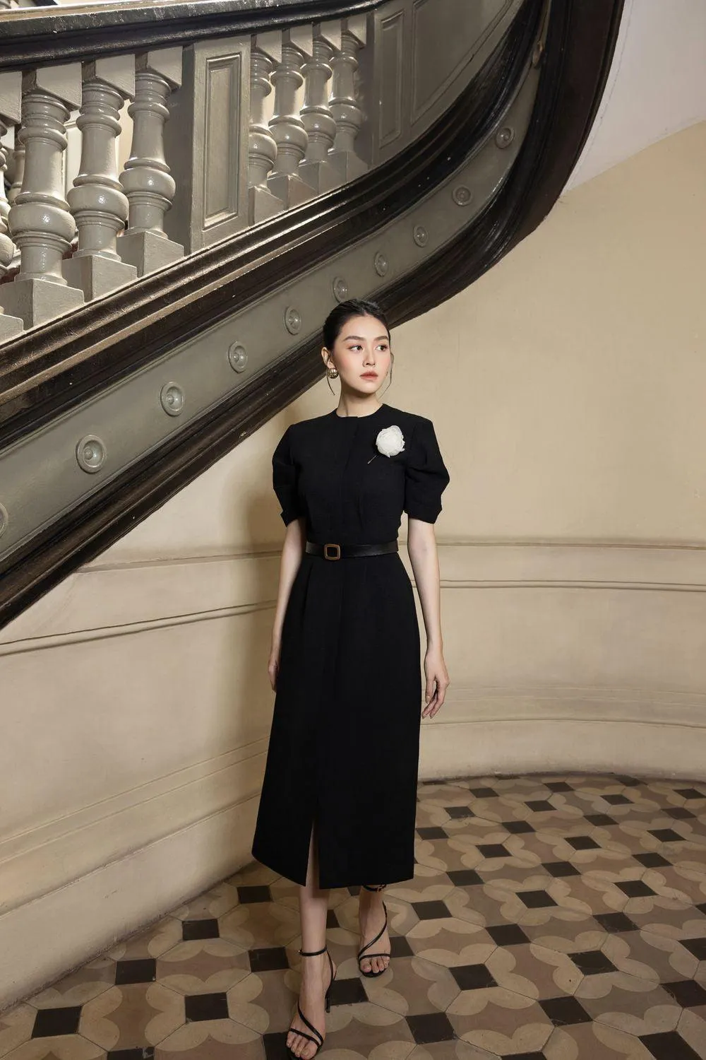 Eva Slit Puffy Sleeved Wool Midi Dress