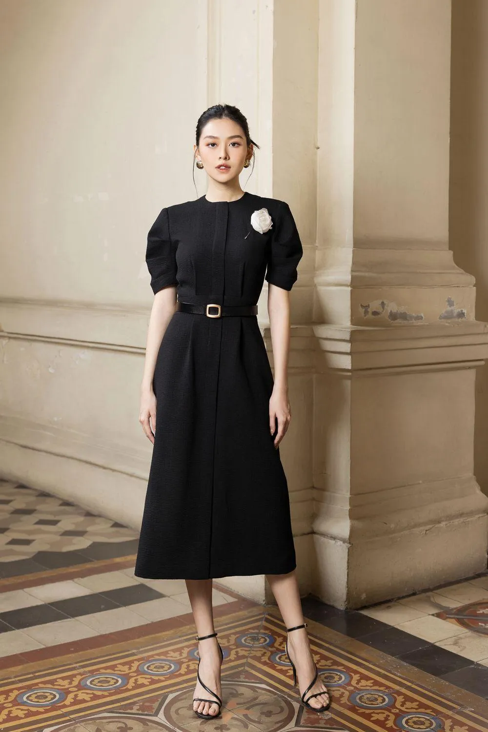 Eva Slit Puffy Sleeved Wool Midi Dress