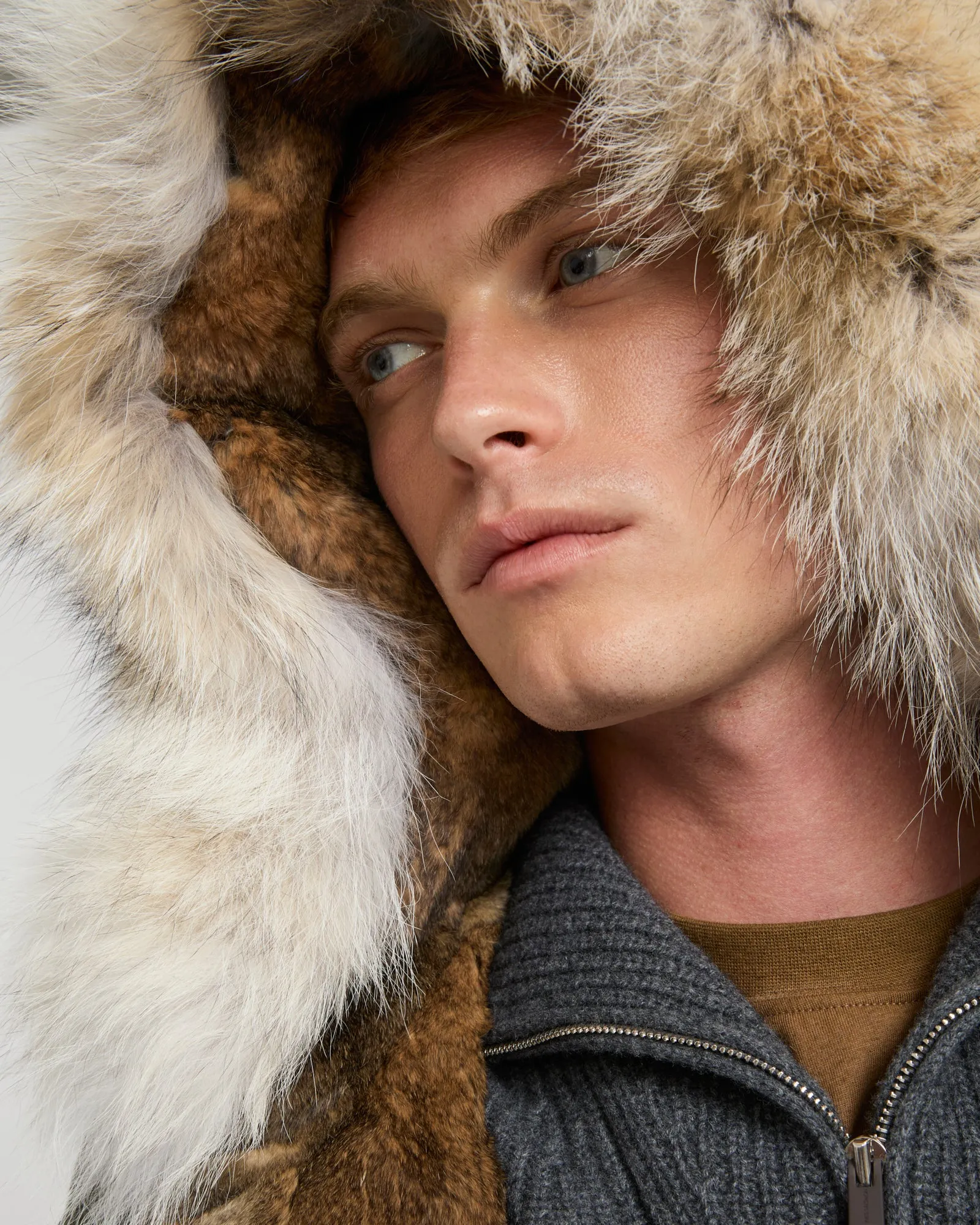 Long iconic parka in technical cotton and fur
