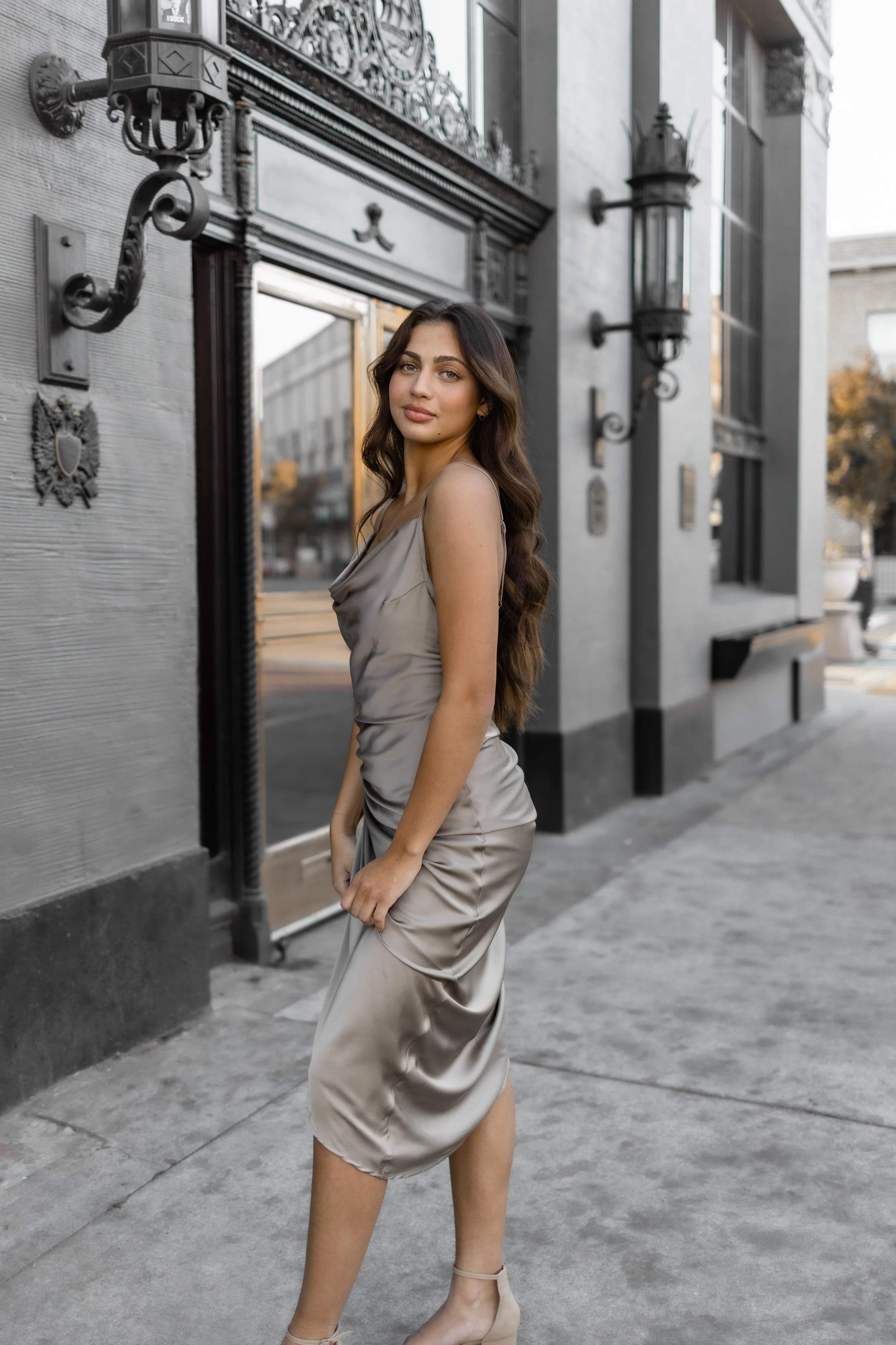 minimalist side drawstring midi