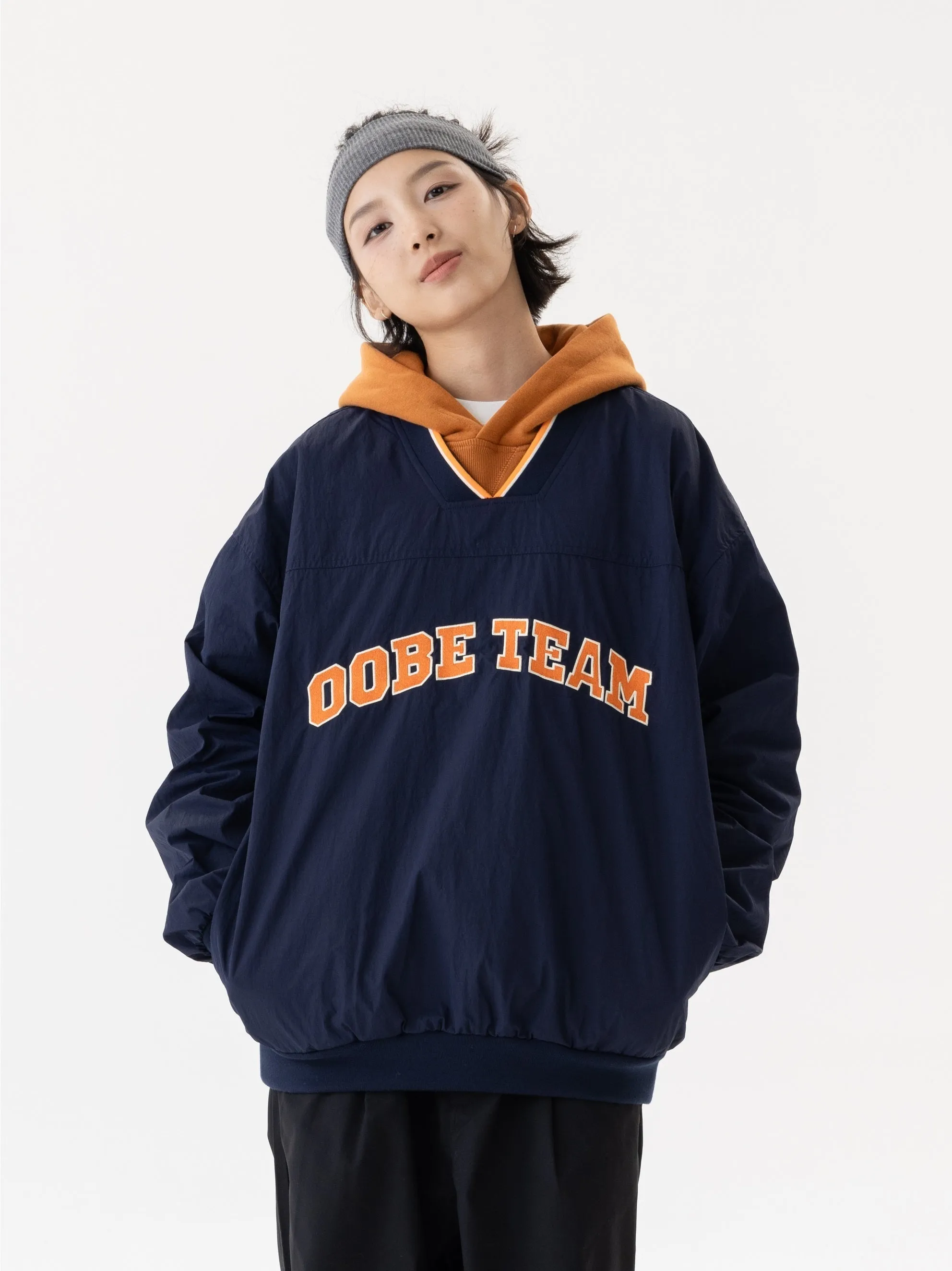 OCTOBEE レトロVネックトップス OTB005