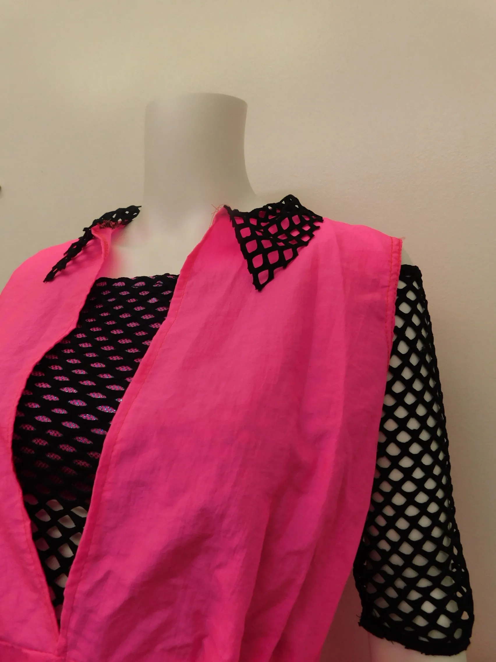Pre-Owned Costume Costume Gallery   Medium Adult Pink Jumpsuit Jazz Hip Hop