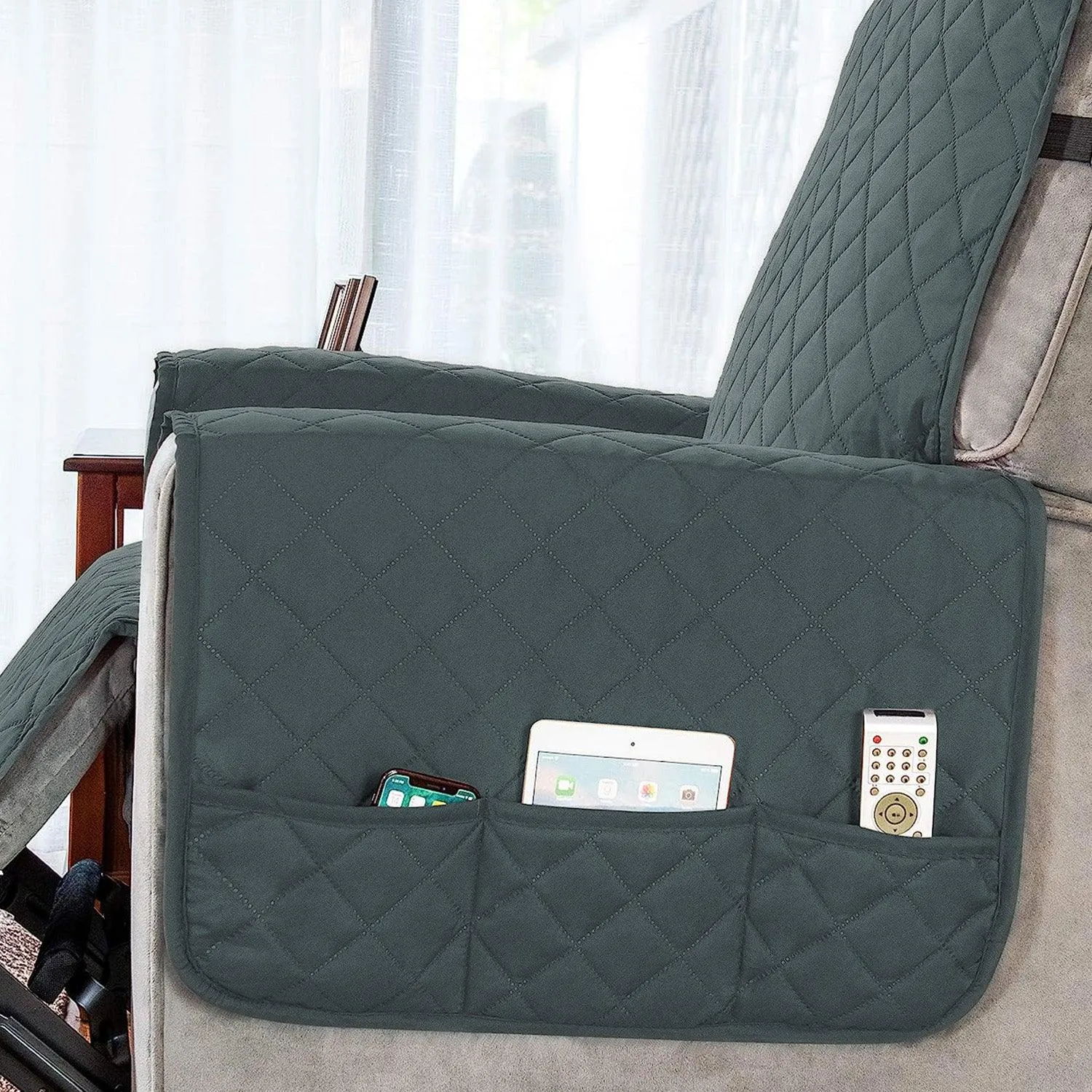 Quilted Recliner Chair Cover With Side Pockets for 1 Seater Sofa, Dark Grey