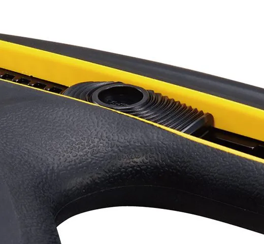 Tajima DC-690 Strong-J Grip Powerful Utility Knife