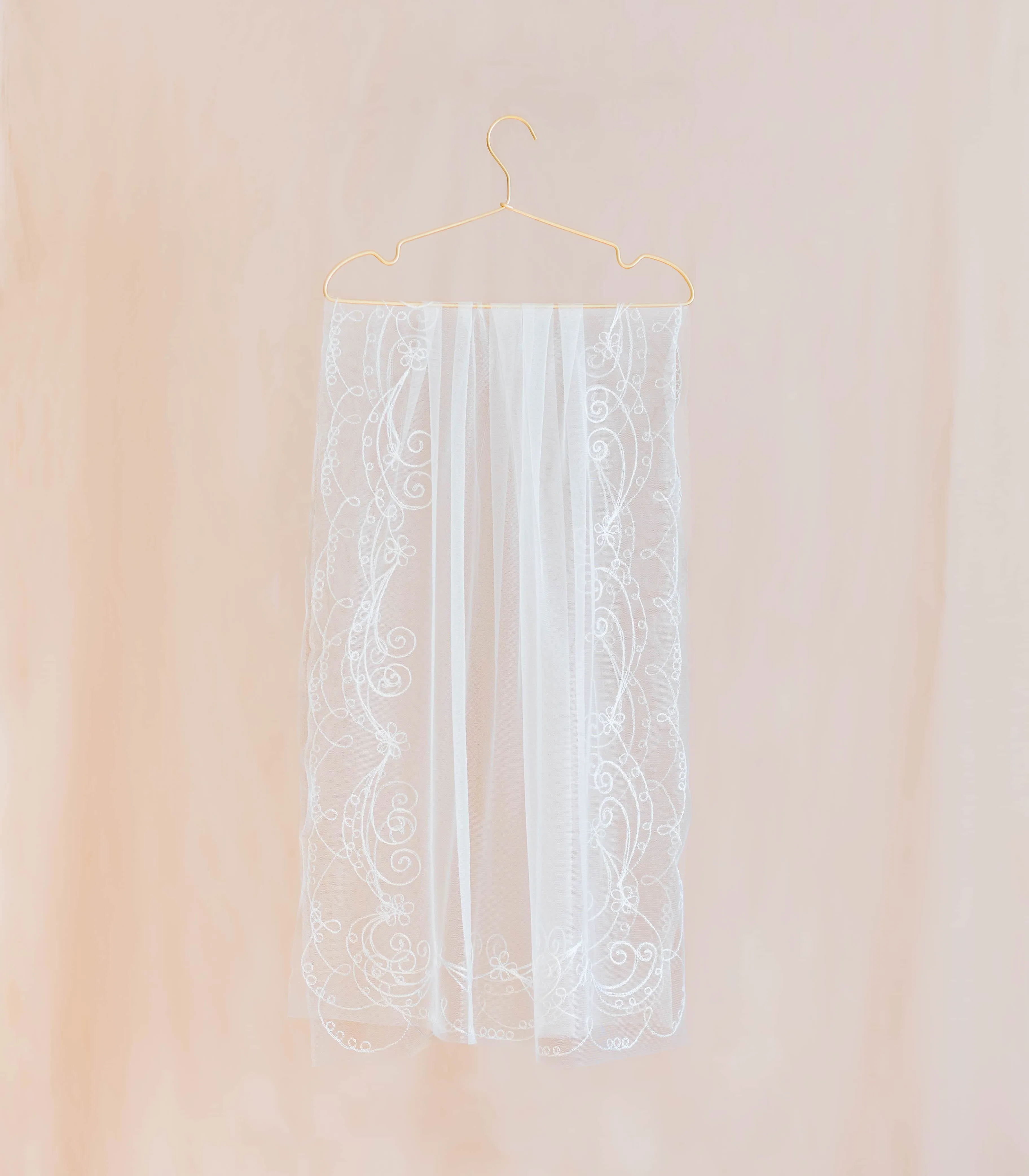 The Minimalist Filipino Unity Veil