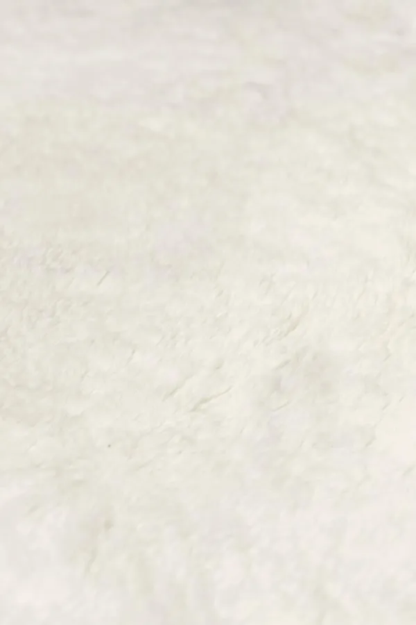 Vin Chaud | Modern Minimalist Polar White Plush Rug