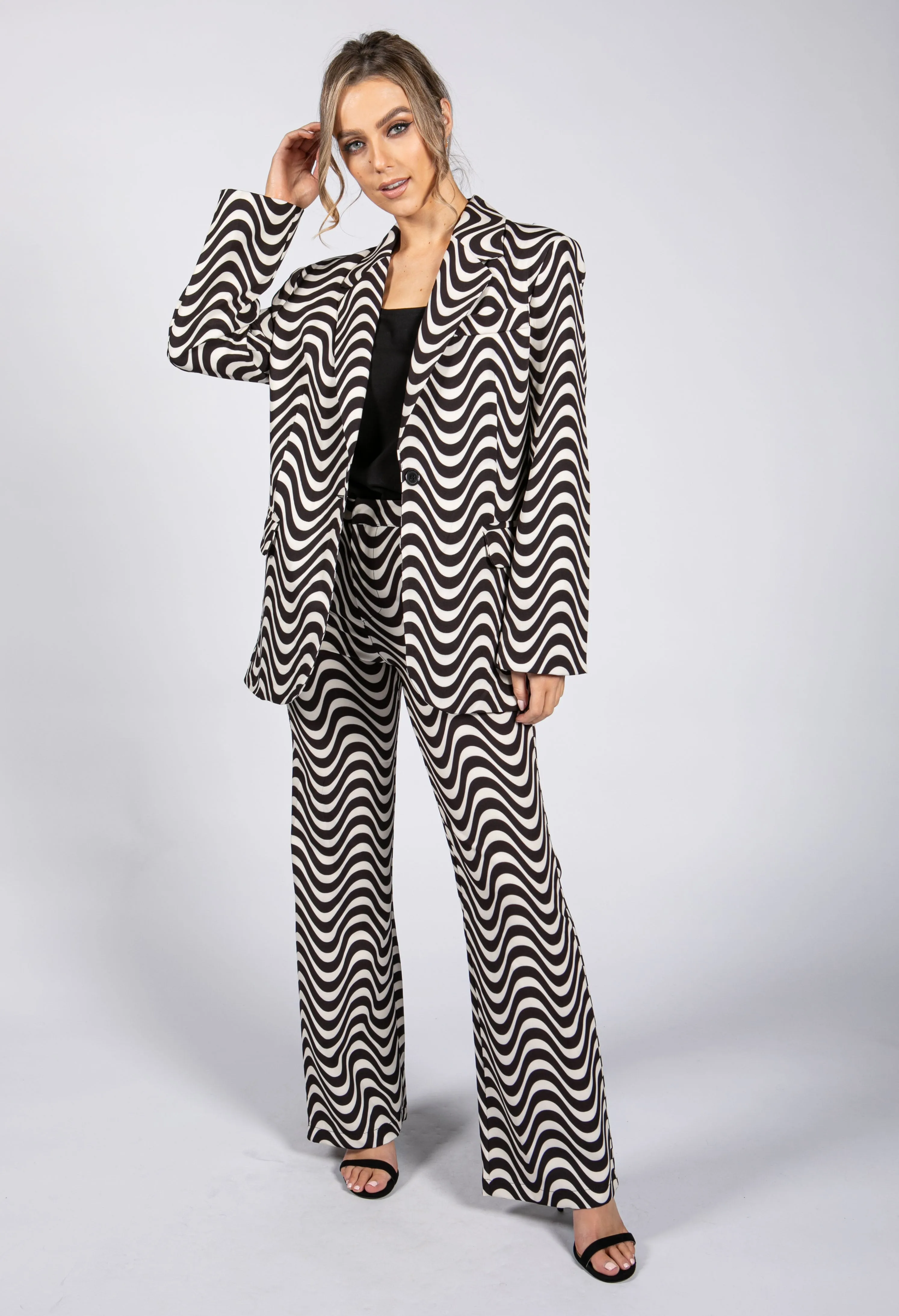 Wavy Trousers